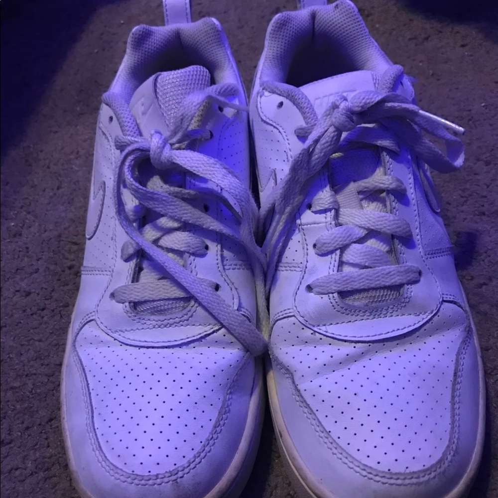 White Nike shoes